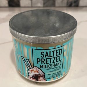 🔥 RARE Brand New Bath & Body Works Salted Pretzel Milkshake 3 Wick Candle